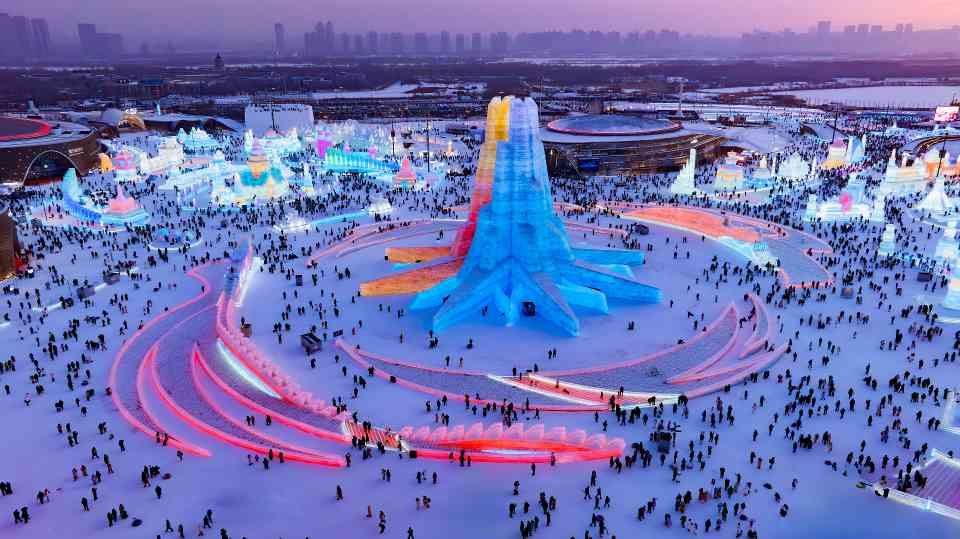 冰雪旅游新体验：哈尔滨