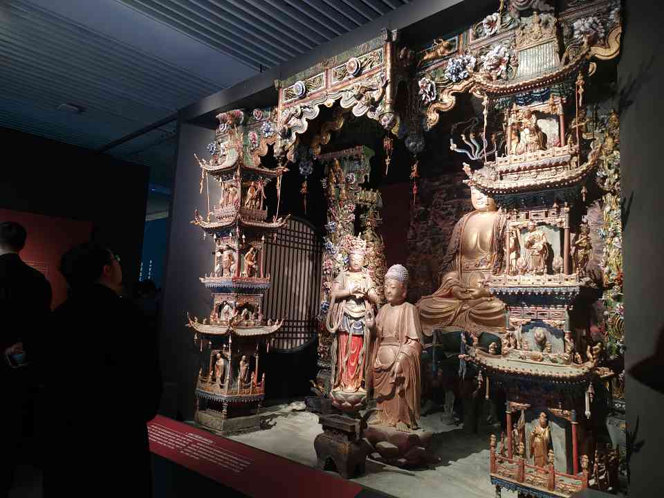 小西天悬塑艺术展亮相国家图书馆 数字技术沉浸体验