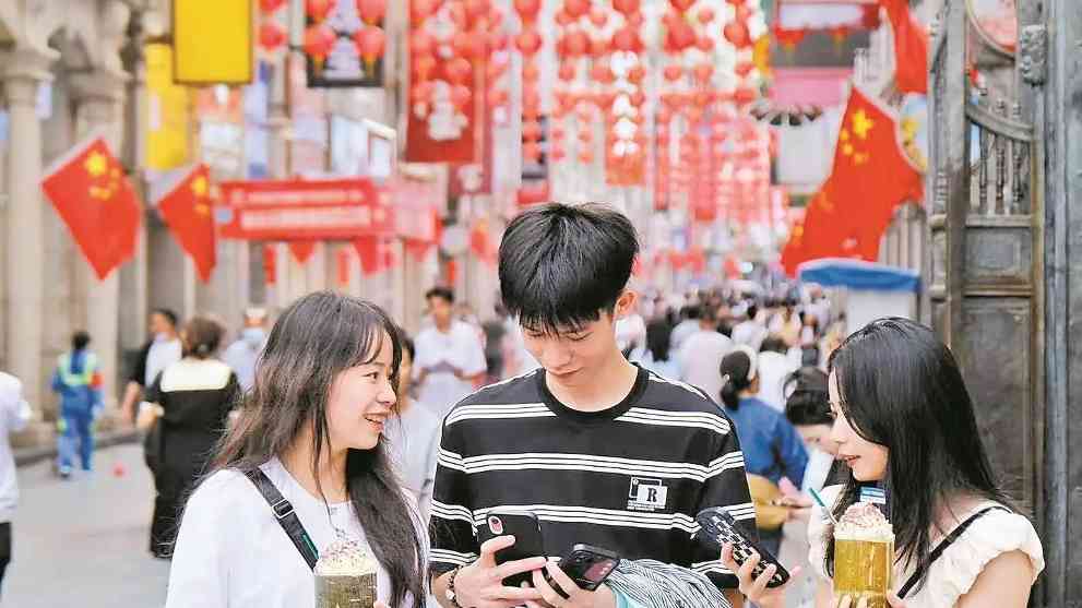 自主文化体验，以一场沉浸式毕业旅行开始