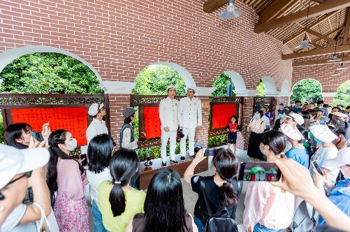 橘子洲头 跨越时空的青春共鸣