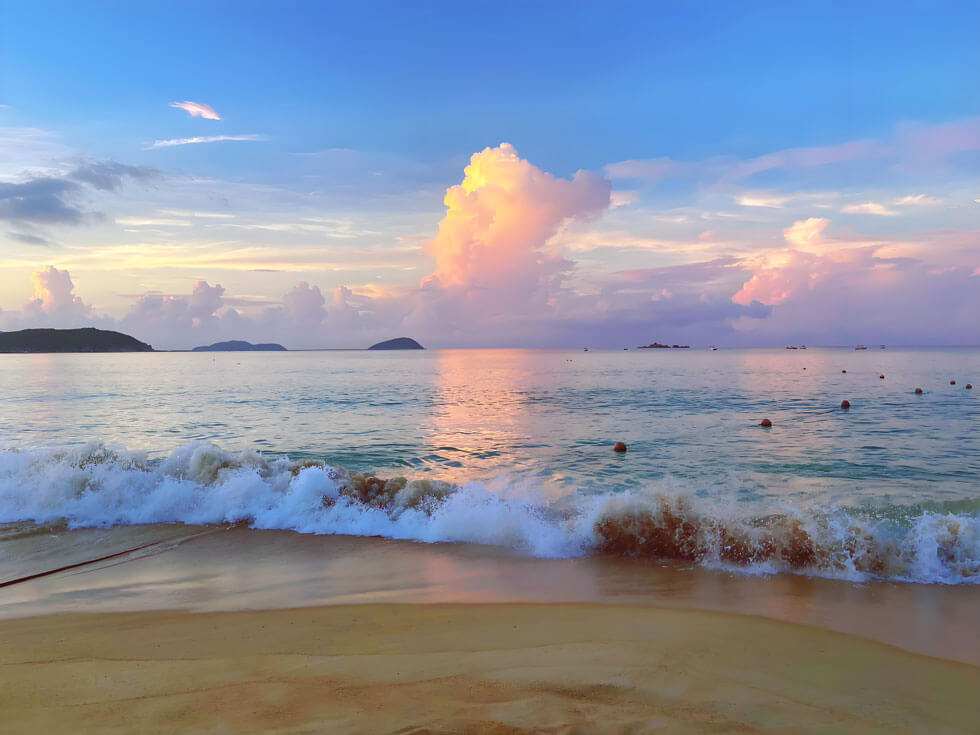 海南三亚 - 亚龙湾.jpg