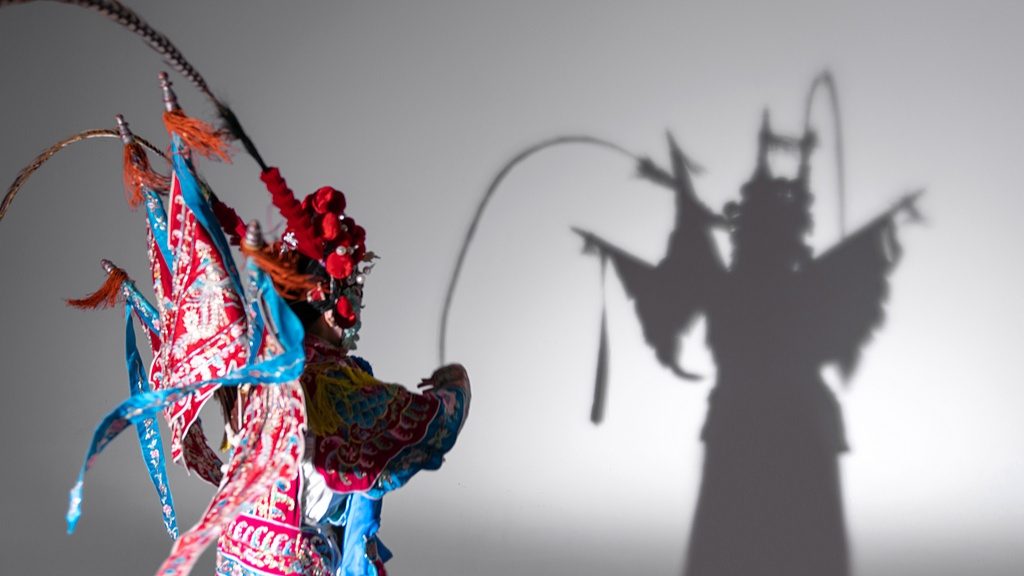 华人艺术家以中国传统元素架起中西文化桥梁