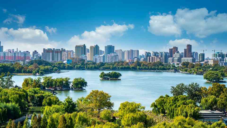 山东文旅市场火爆 非遗文化赋能旅游新场景拉动消费增长