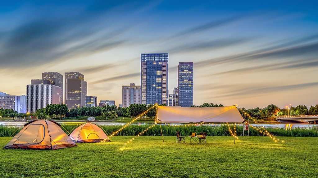 春日经济活力十足：赏花游热潮带动文旅消费全面增长