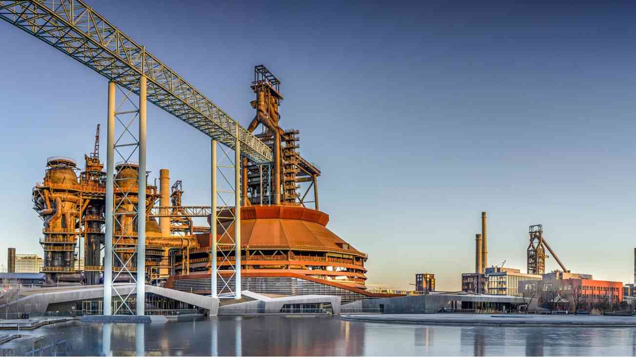 2025服贸会倒计时30天 将举办40余项配套活动展现数智领航新趋势