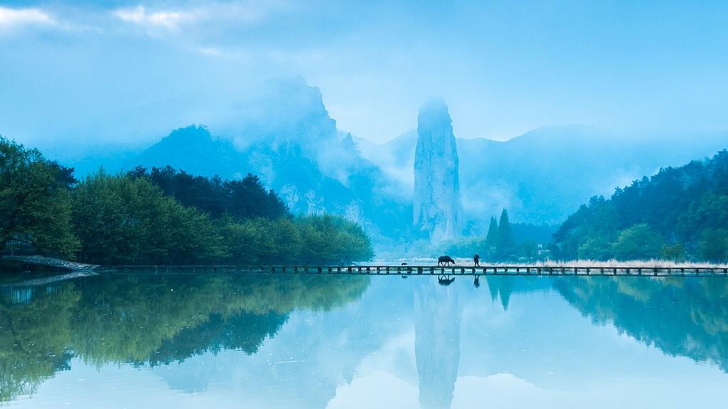 2025年上半年国内旅游数据出炉 出游人次达32.85亿增长显著