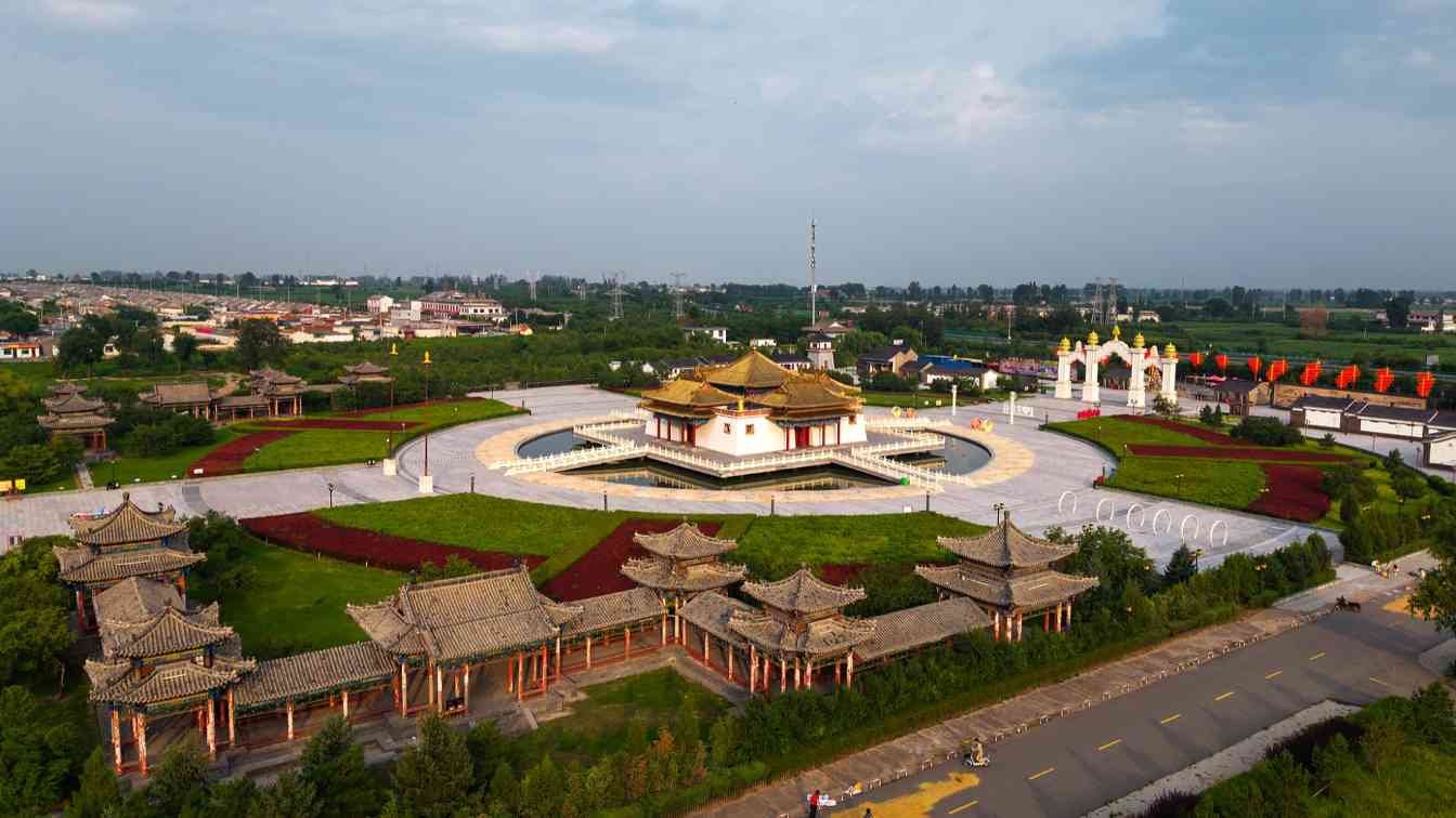 那达慕大会火爆出圈 民族节日如何成为流量密码激活乡村发展